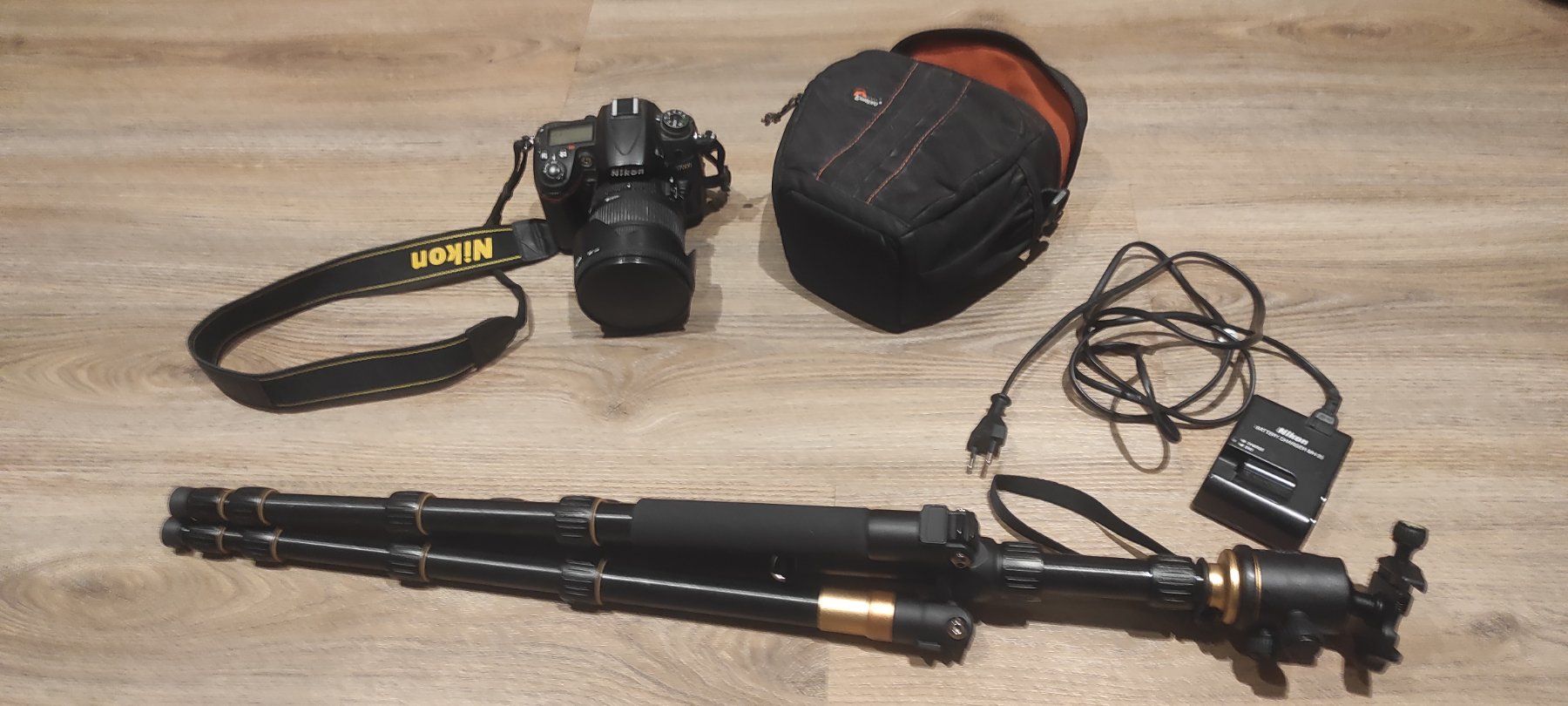 Nikon Kamera: Nikon D7000 – Gebraucht aus Glis von jur_fvh9