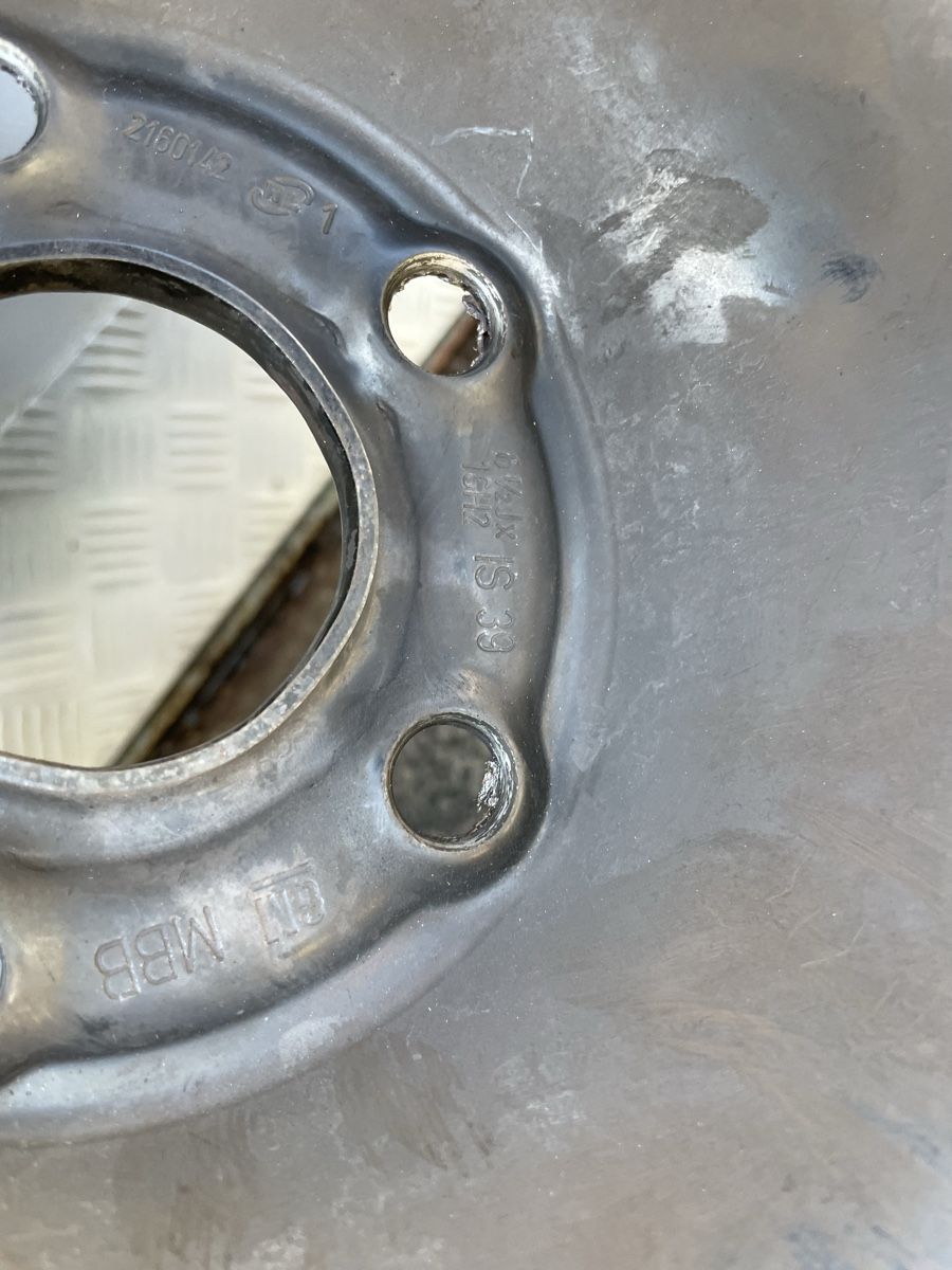 Pneumatici & Ruote complete: Sommer Kompletträder 16 Zoll – Usato da Einsiedeln venduto da V8840 4