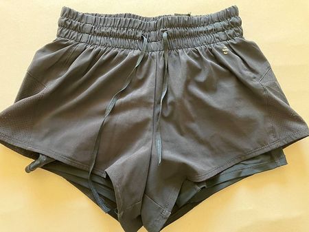 Turnhose kurz Grösse XS