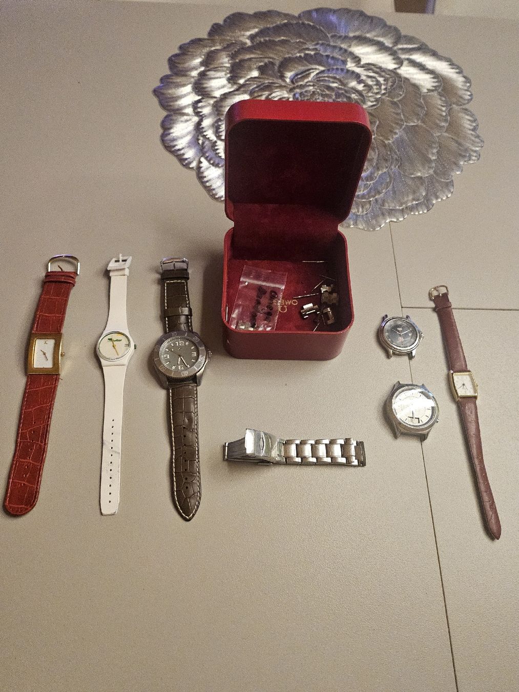 Orologi: Diverse Armbanduhren Konvolut – Usato da St. Gallen venduto da Cocos_Ricardo