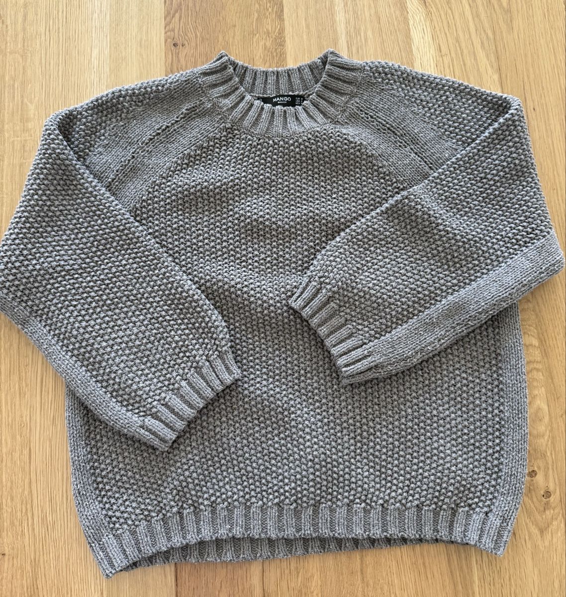 Mango Pulls & Sweat-shirts: Mango sweater 3/4 sleeves  – D'occasion à Zürich par lar_8826 1
