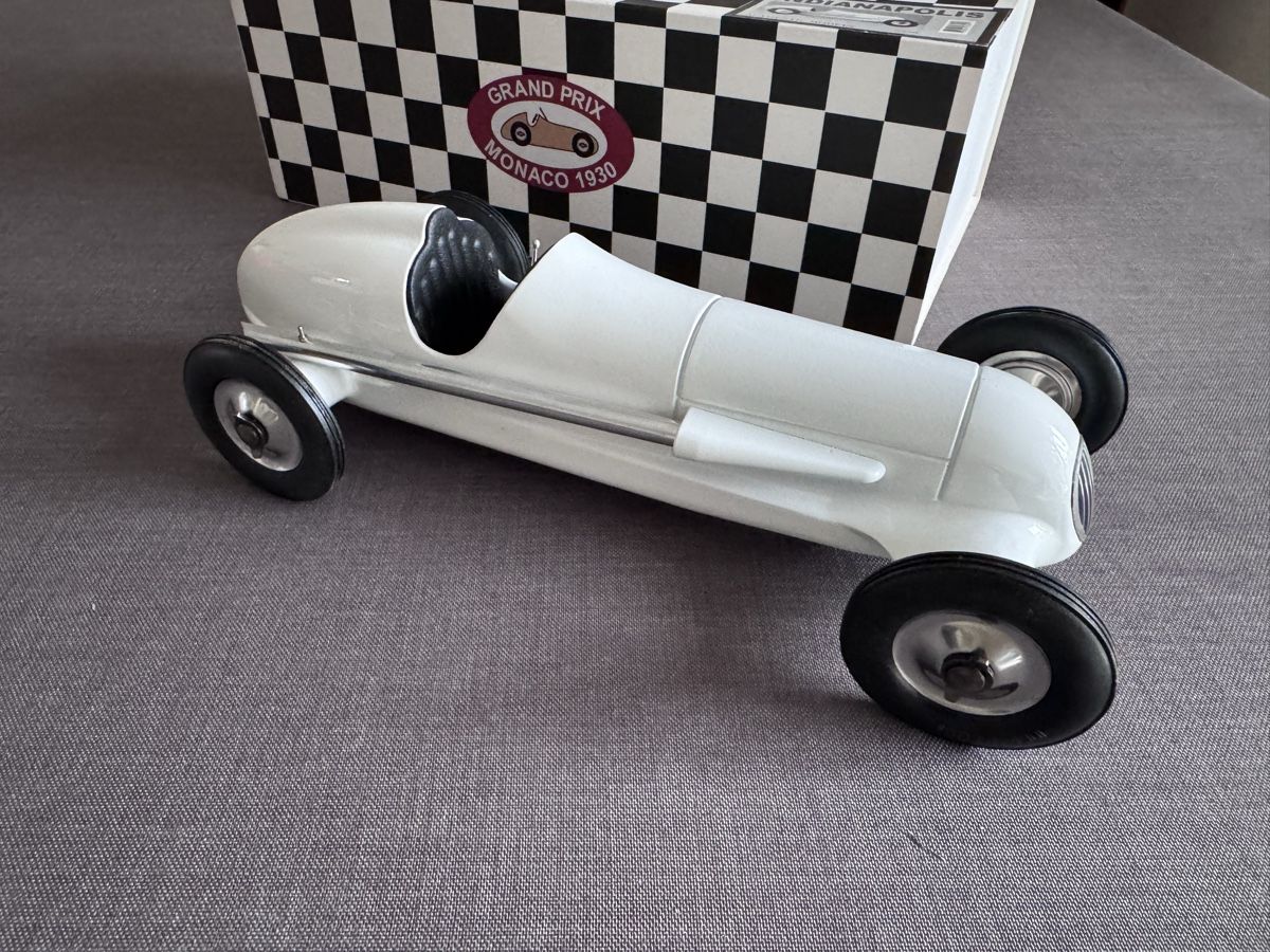 Modellautos: Rennwagenmodell von Authentic Models – Neu und originalverpackt aus Oberrüti von HotRod1932 3