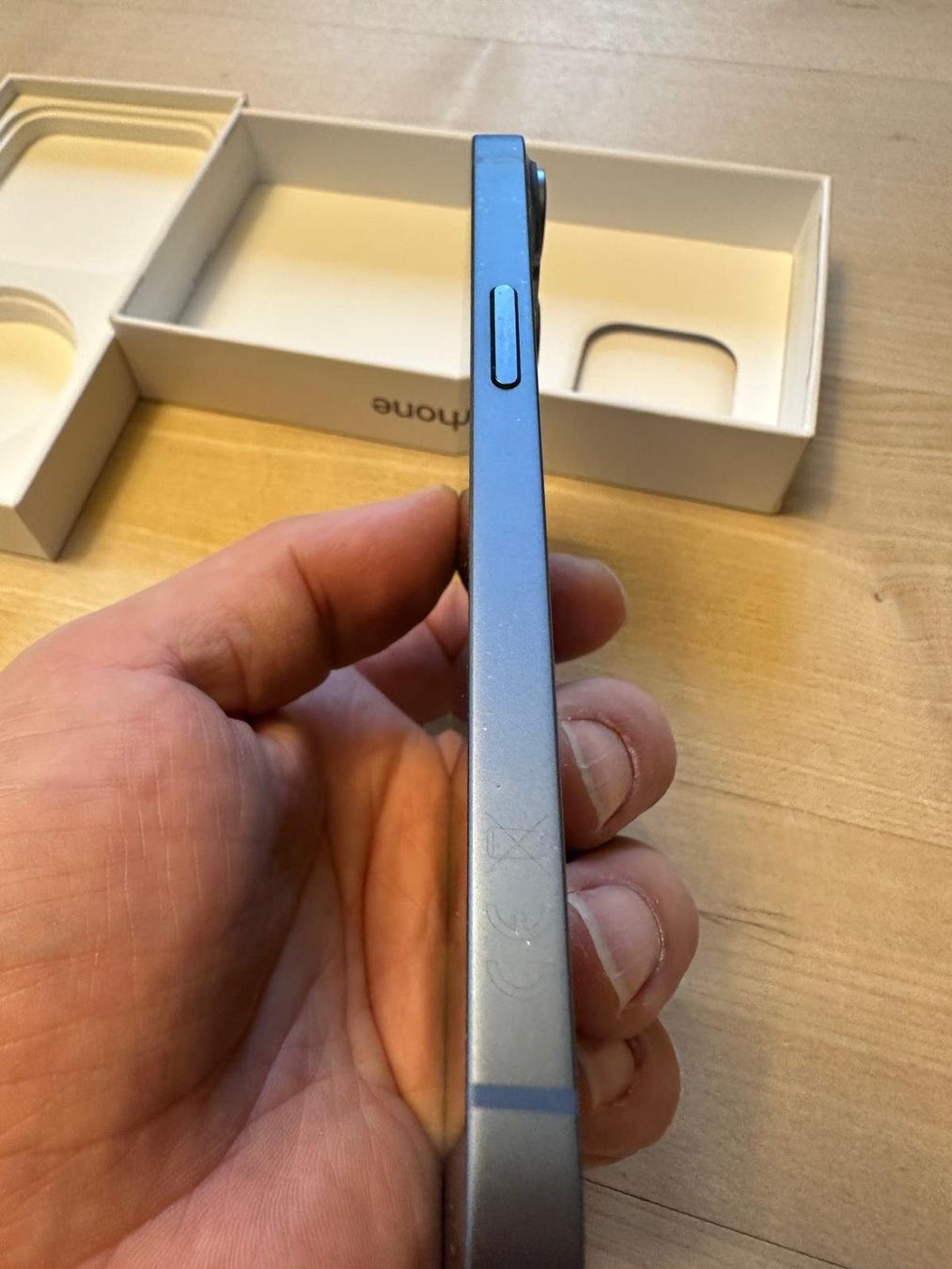 Apple Portables: iPhone 14 (256GB; blau) – D'occasion à Trimbach par manuello13 1