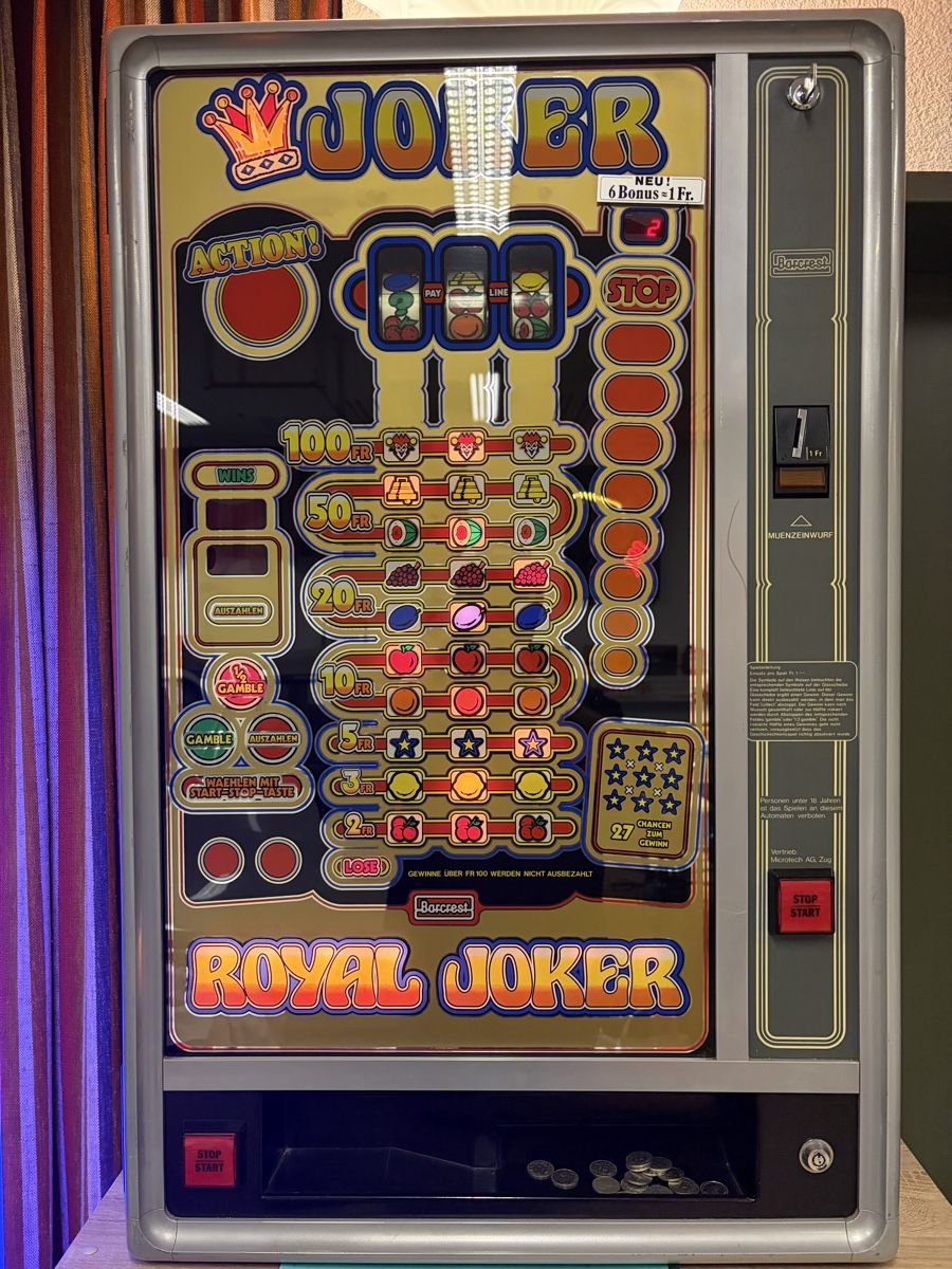 Slot Machine: Royal - Joker Geldspielautomat – Usato da Tann venduto da Corolla70-74 2