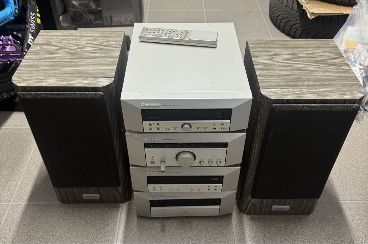 Pioneer Sistemi audio & multimediali: Pioneer Stereo – Usato da Trübbach venduto da Armando888