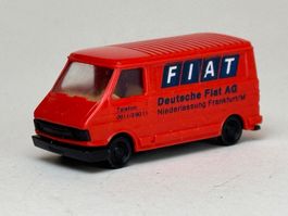 Praline Fiat 242 Kasten Fiat