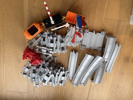 Grosse Kiste Duplo inkl. Güterzug mit Erweiterung