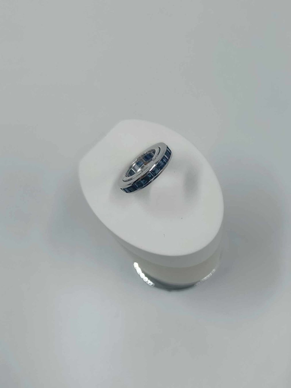 Anelli: ALLIANCE SAPHIR RING IN 750 WEISSGOLD – Usato da Luzern venduto da EdiGem 9
