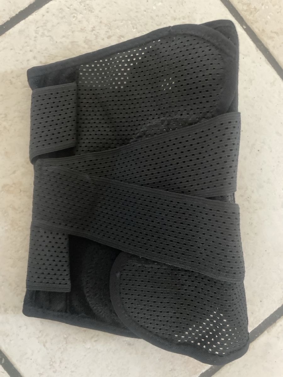Attrezzature mediche: Kniebandage, neu, Gr.L/XL – Nuovo e nell'imballaggio originale da Obergerlafingen venduto da cabo4
