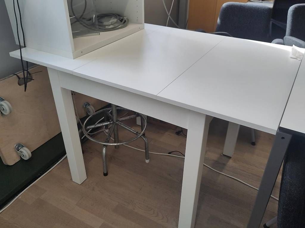 Tavoli: Table blanche extensible 80×80 à 120×80 cm – Usato da Renens VD venduto da tho_bv75