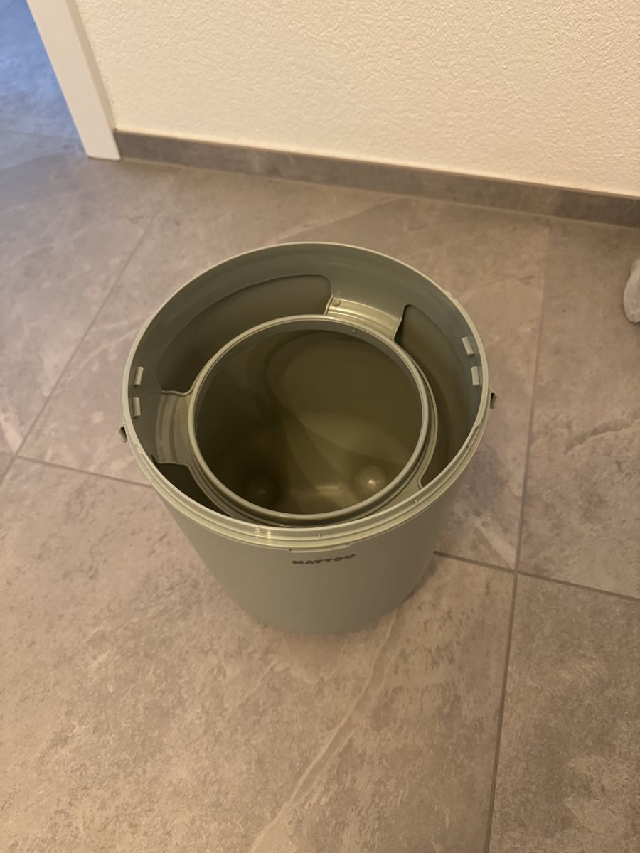 Bacs à couches & couches: Windeleimer Mattou Behälter neuwertig – D'occasion à Niederhünigen par mel_6zrg 2