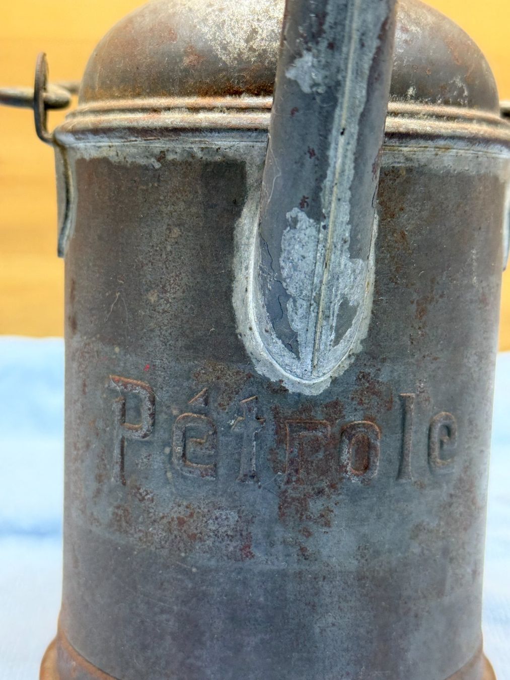 Annaffiatura & Irrigazione: Antike Petroleum Kanne / Ölkännchen – Usato da Oetwil a.d. Limmat venduto da Seewurf 1