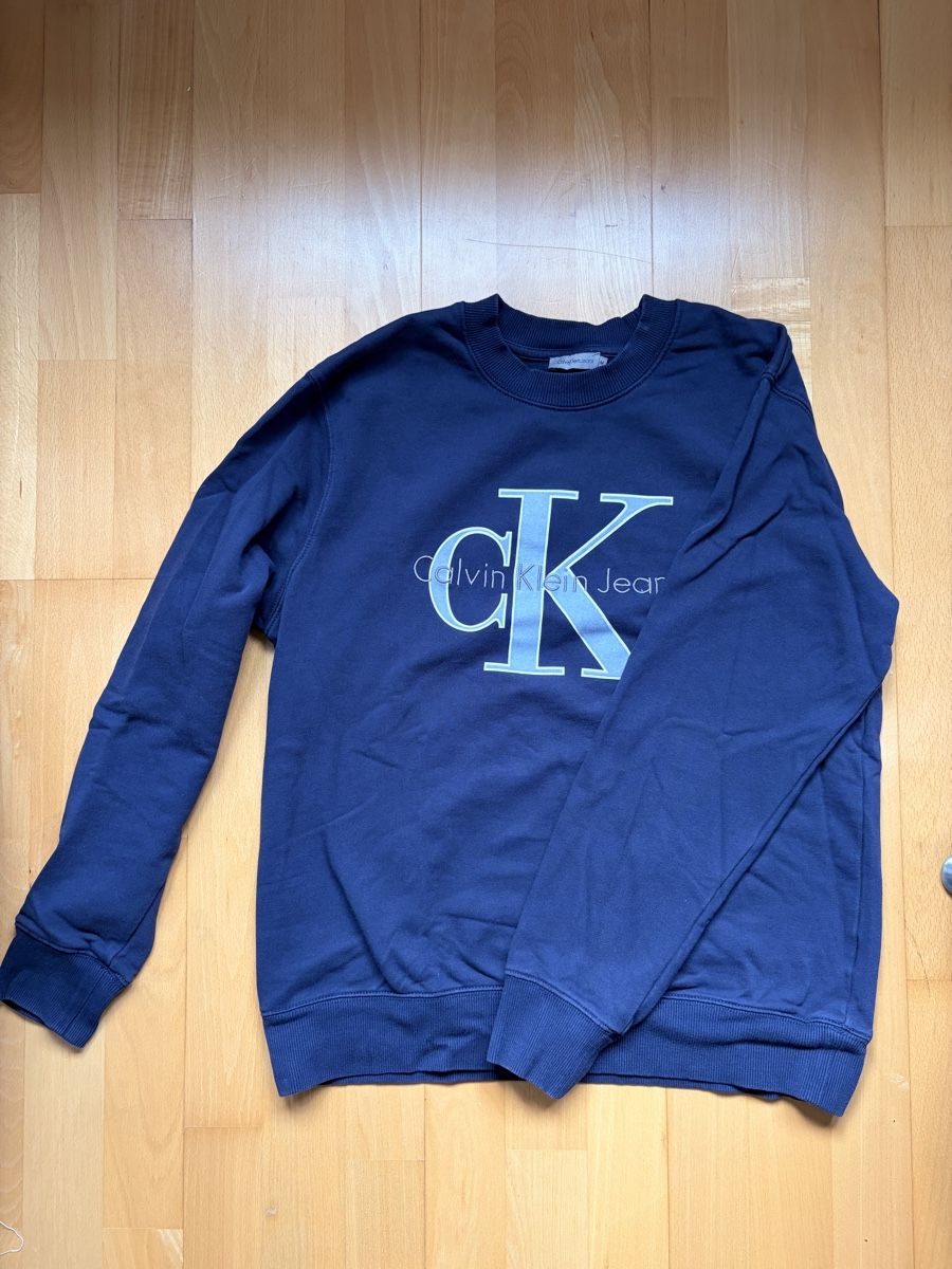 Calvin Klein Pullover & Sweatshirts: Calvin Klein Sweatshirt – Gebraucht aus Zürich von lau_ss6p 1