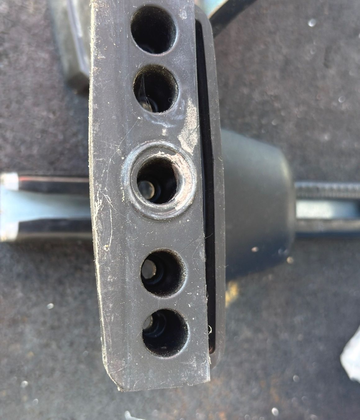 Thule Portapacchi: Dachträger Thule VW T5 od T6 Modell – Usato da Buttikon SZ venduto da All4yours 1