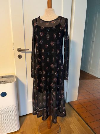 Langes Kleid mit Überkleid Grösse S