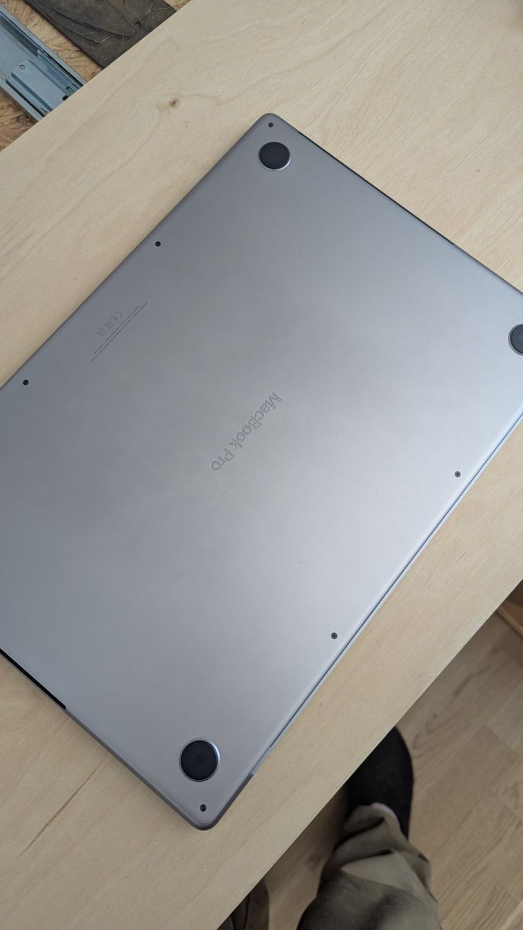 Macbook Pro 16