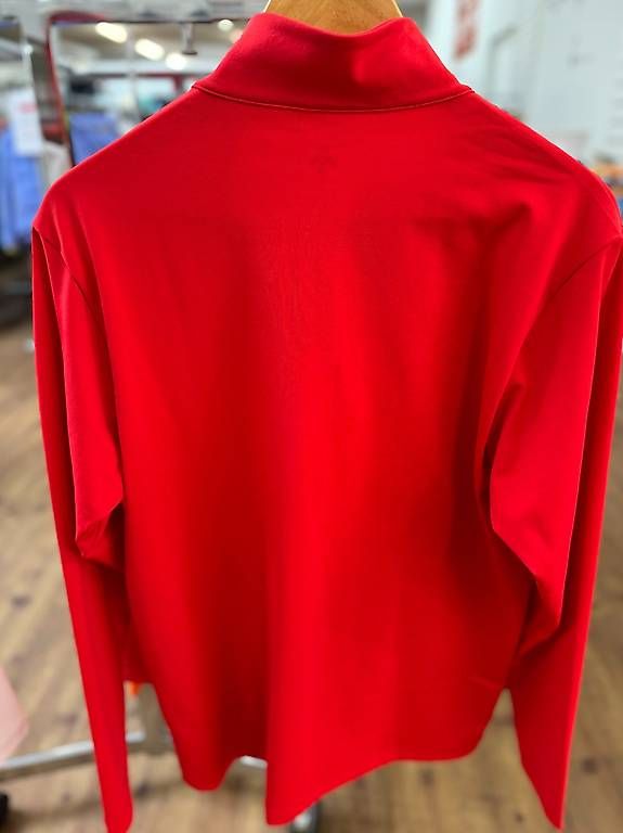 Pullover & Sweatshirts: Descente Pullover Rot NEU – Gebraucht aus Sursee von pil_xg2h 4