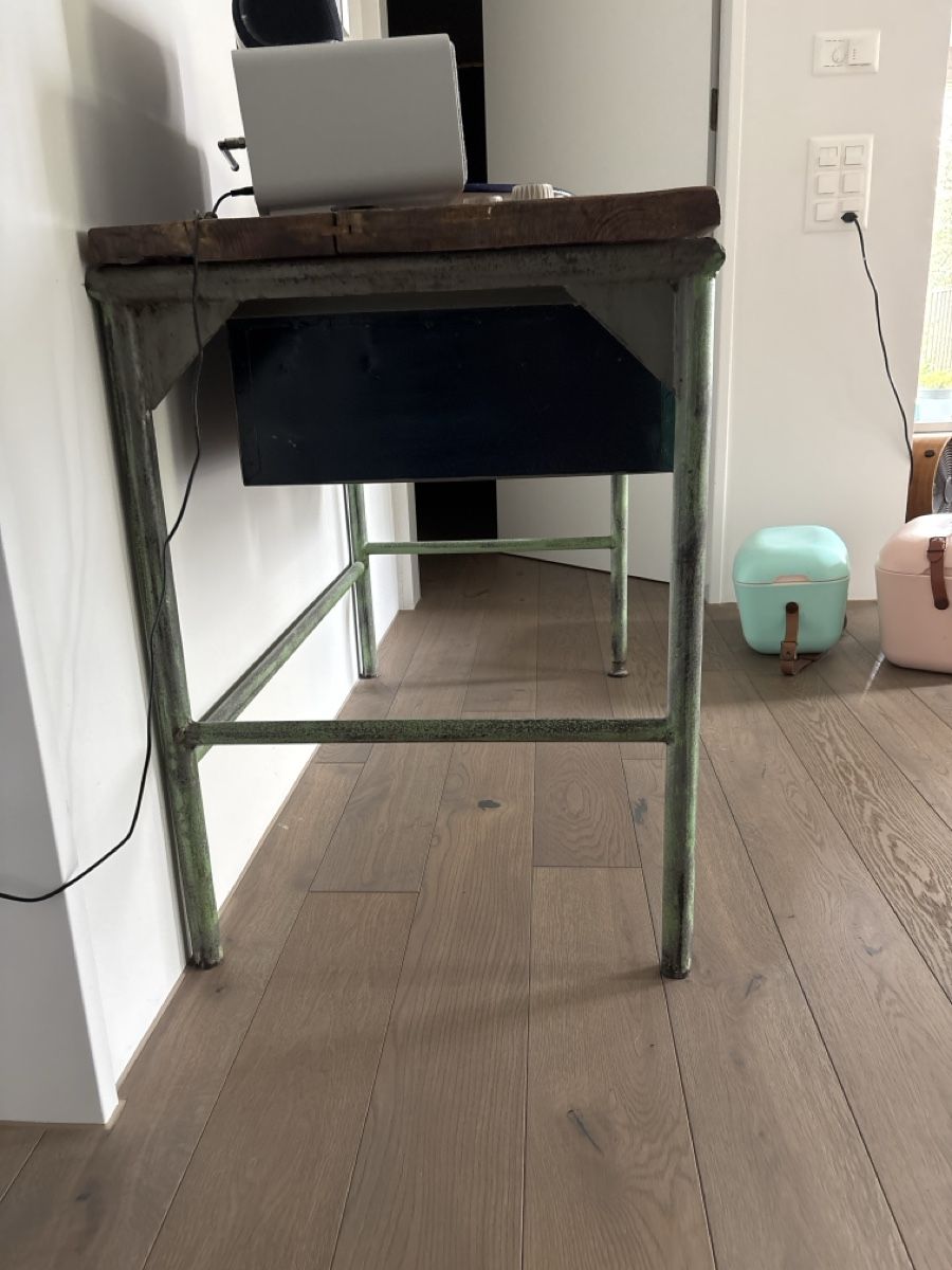 Schreibtische: Industrie Worktable original – Gebraucht aus Zürich von son_v6v6 3