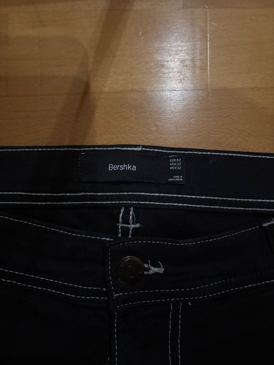 Bershka Jeans: Cargo Jeans Bershka – D'occasion à Klingnau par ces_xh2s 3