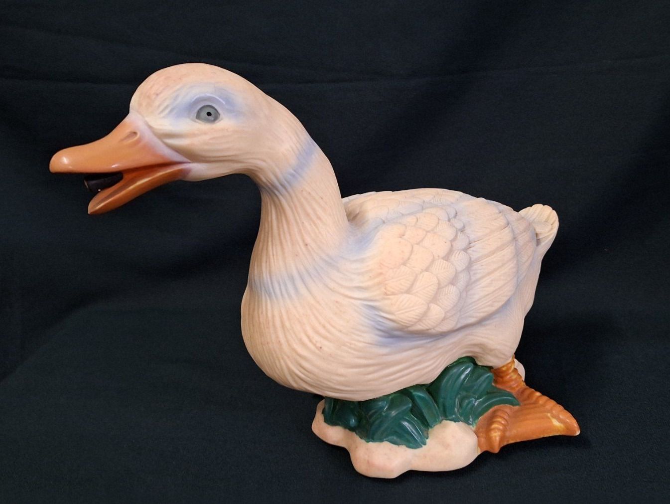 Figuren: Ente Kunststoff, Gartenfigur Ente – Defekt aus Arlesheim von shopradl