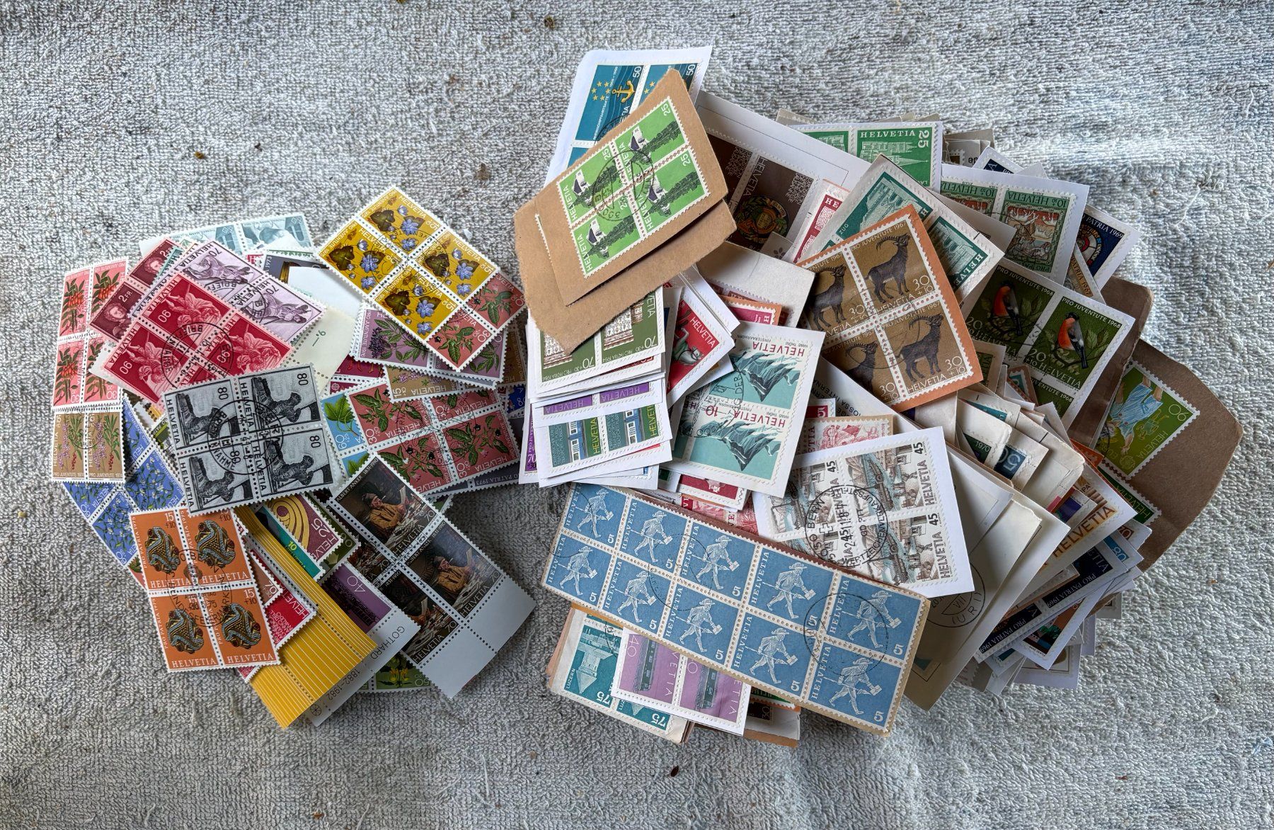 Tous les timbres: 672 STÜCK 4ER BLOCKS – D'occasion à Ostermundigen par crazy-horse-1840