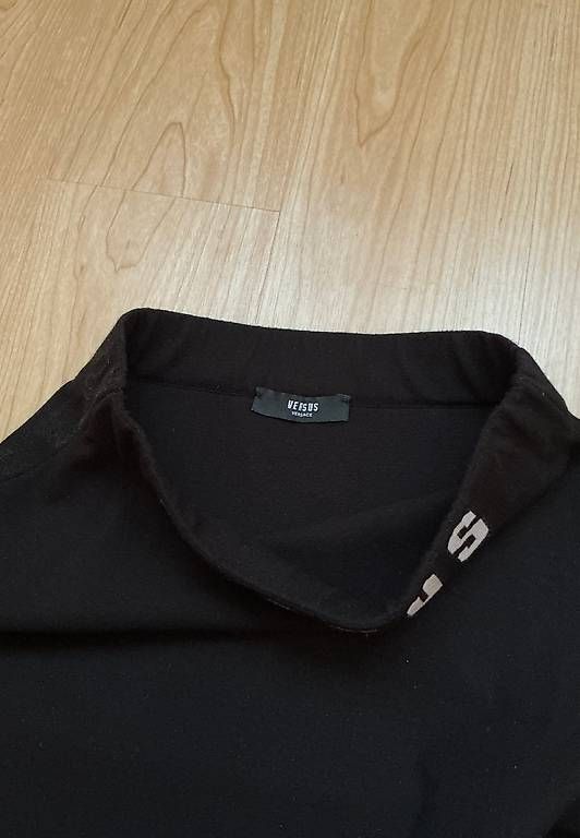 Versace Jupes: Schwarzrock VERSUS Versace – D'occasion à Stalden VS par alemaxm 2