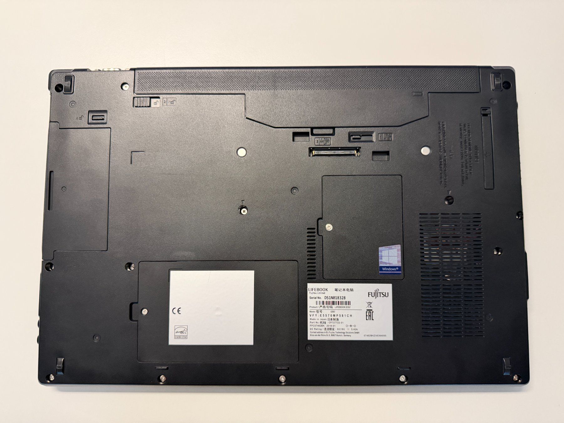 Fujitsu Notebook: Fujitsu LIFEBOOK E557 15.6" – Usato da Lauerz venduto da Pschilt3 2
