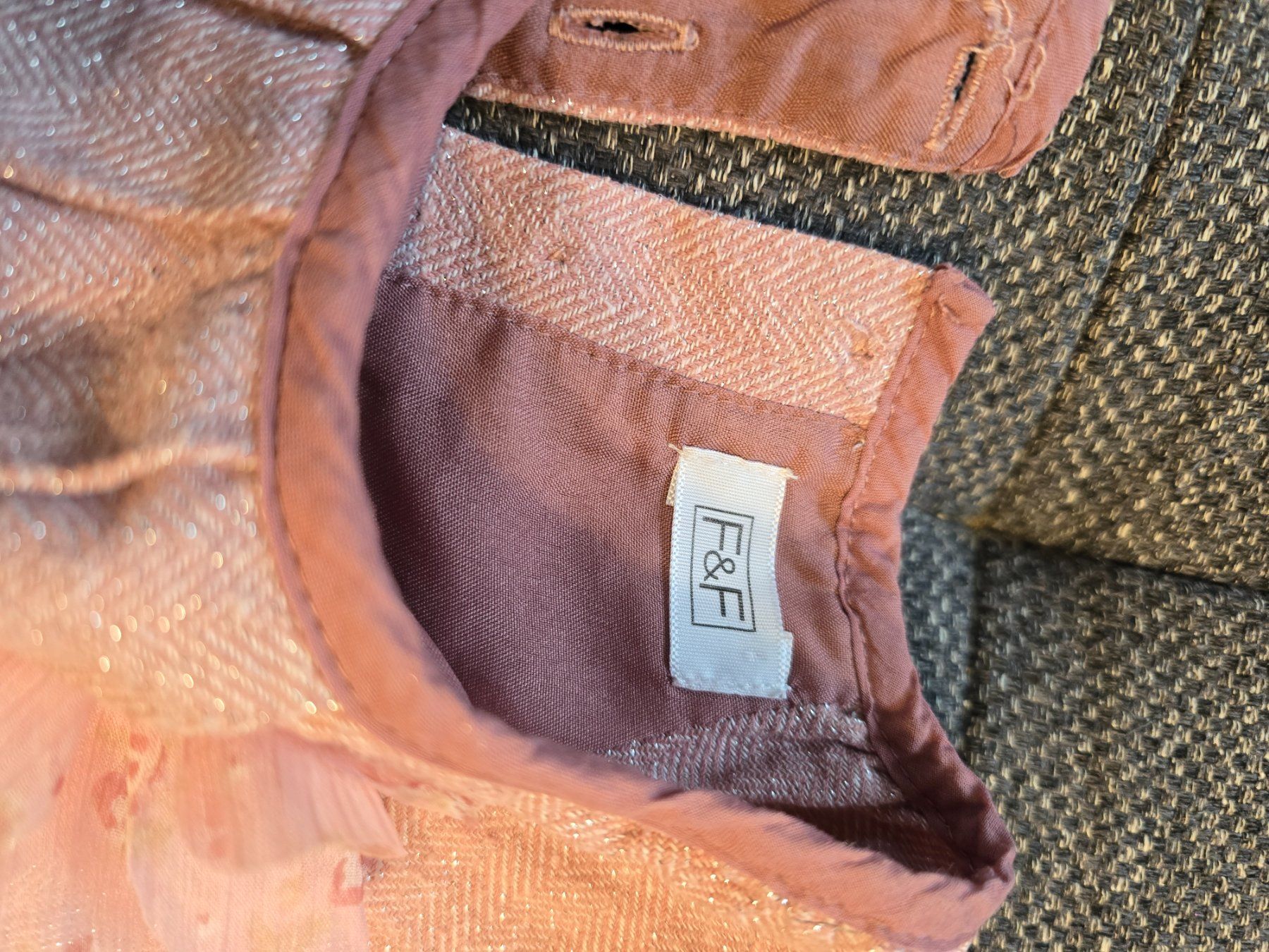 Kleider & Röcke: Elegantes Kleid Gr. 122 – Gebraucht aus Büttikon AG von Amineah 1