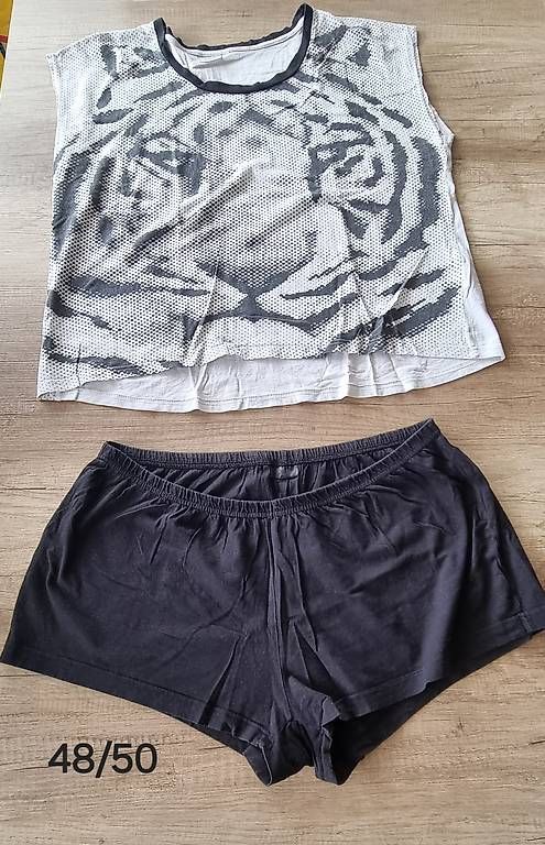 Négligés & Pyjamas: Pyjama kurz 44/46 48/50, 6 Sets – D'occasion à St. Gallen par reb_955g 2