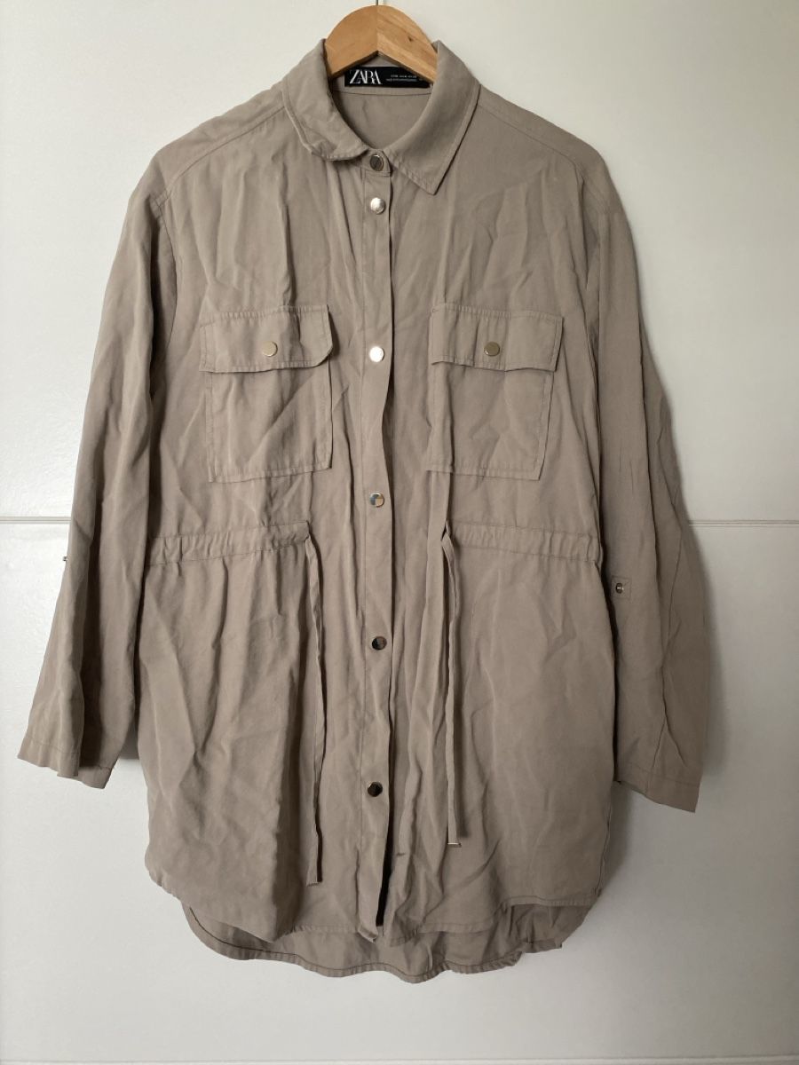 Zara Camicette: Zara Hemd Jacke, Beige, Grösse M – Usato da Alpnach Dorf venduto da melbb 1