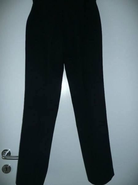 Kookai Pantaloni: Schöne Hose von Kookai mit Gürtel – Nuovo (secondo la descrizione) da Baar venduto da negombo 1