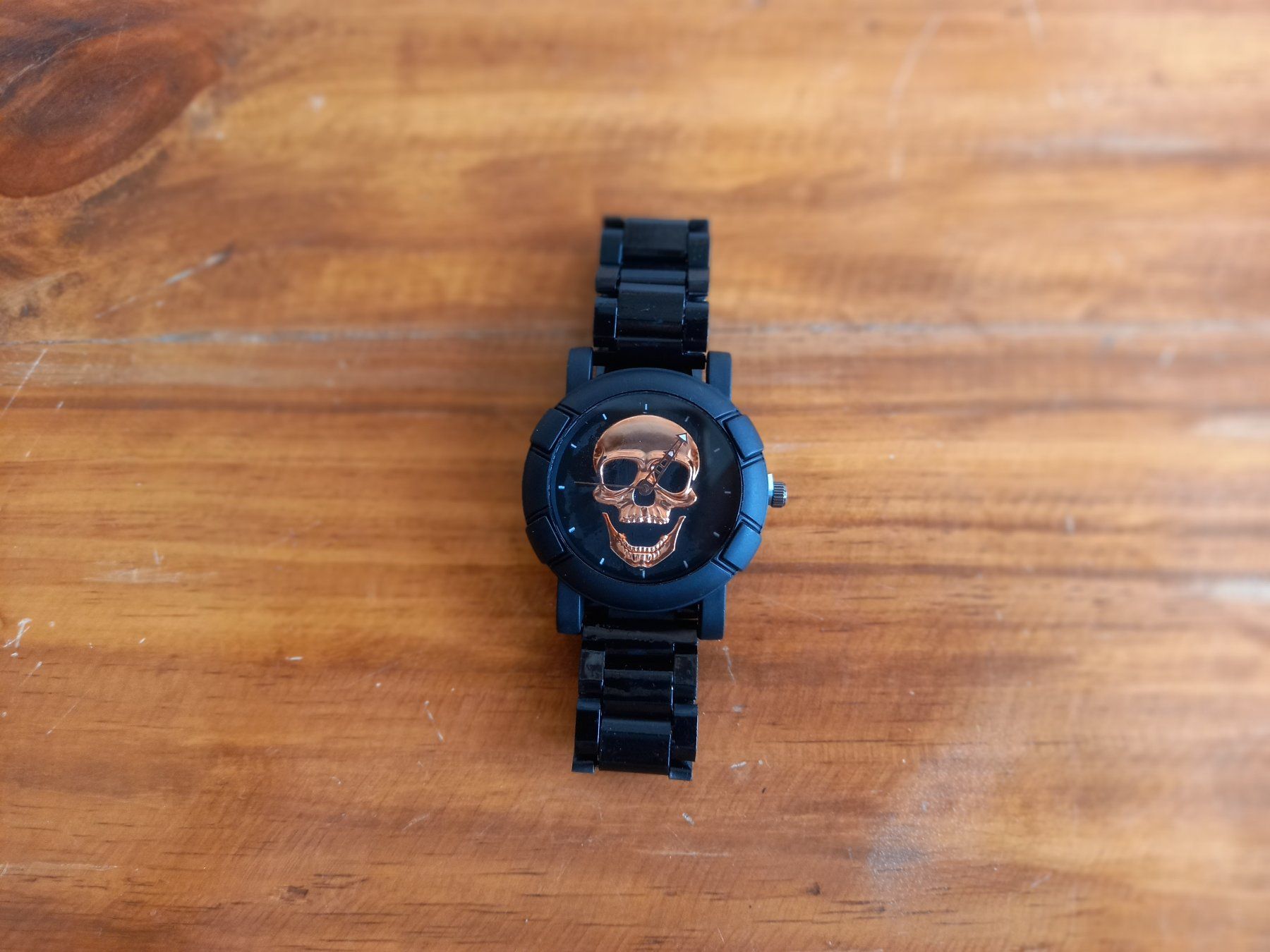 Orologi: Quarzuhr aus Edelstahl Totenkopf 3D Steampunk – Nuovo e nell'imballaggio originale da Lausanne venduto da WATCH-WORLD 1