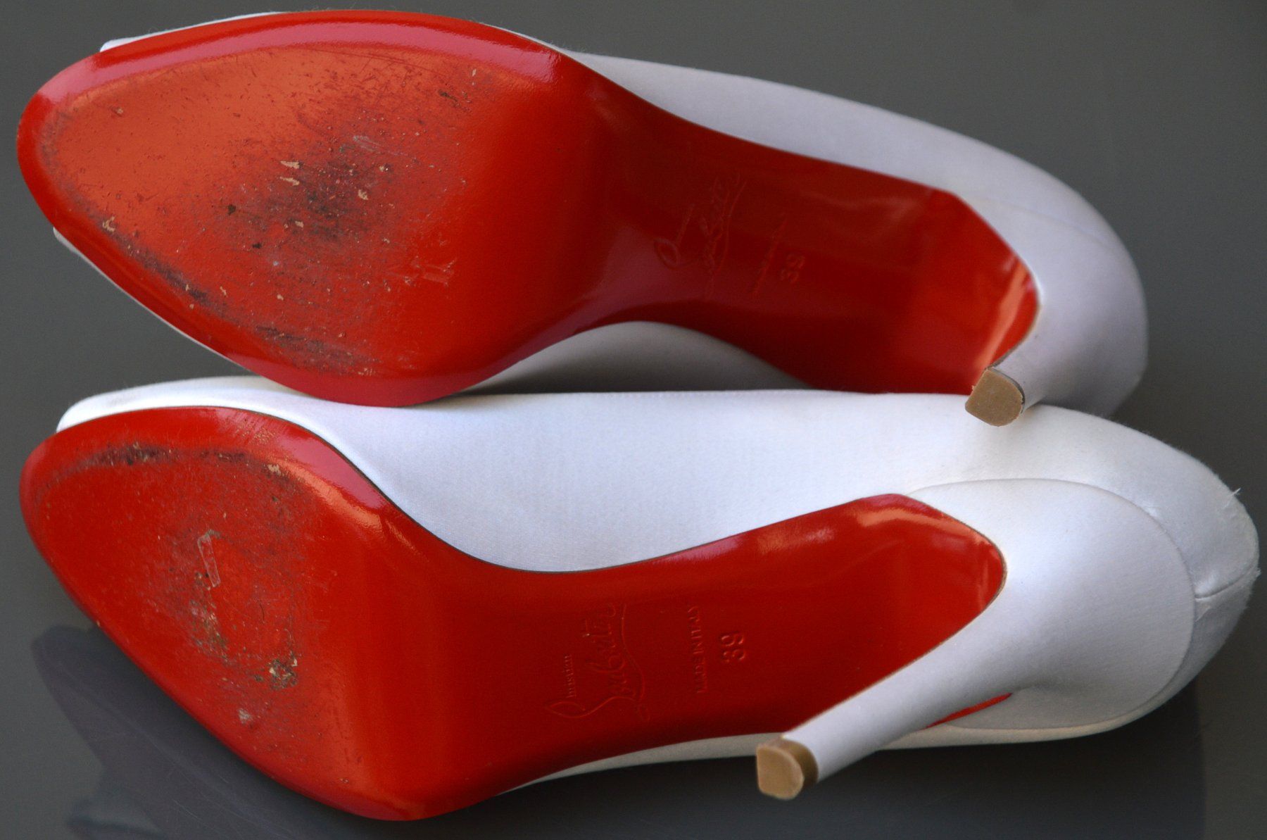 Christian Louboutin Scarpe da donna: Pumps Christian Louboutin .39 – Usato da Collonges venduto da Auganien 6
