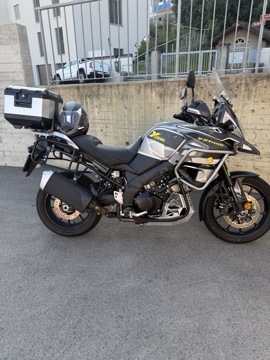 Suzuki Touring: Vendo moto Suzuki V-Strom – Usato da Ponte Capriasca venduto da cos_v6tz 2