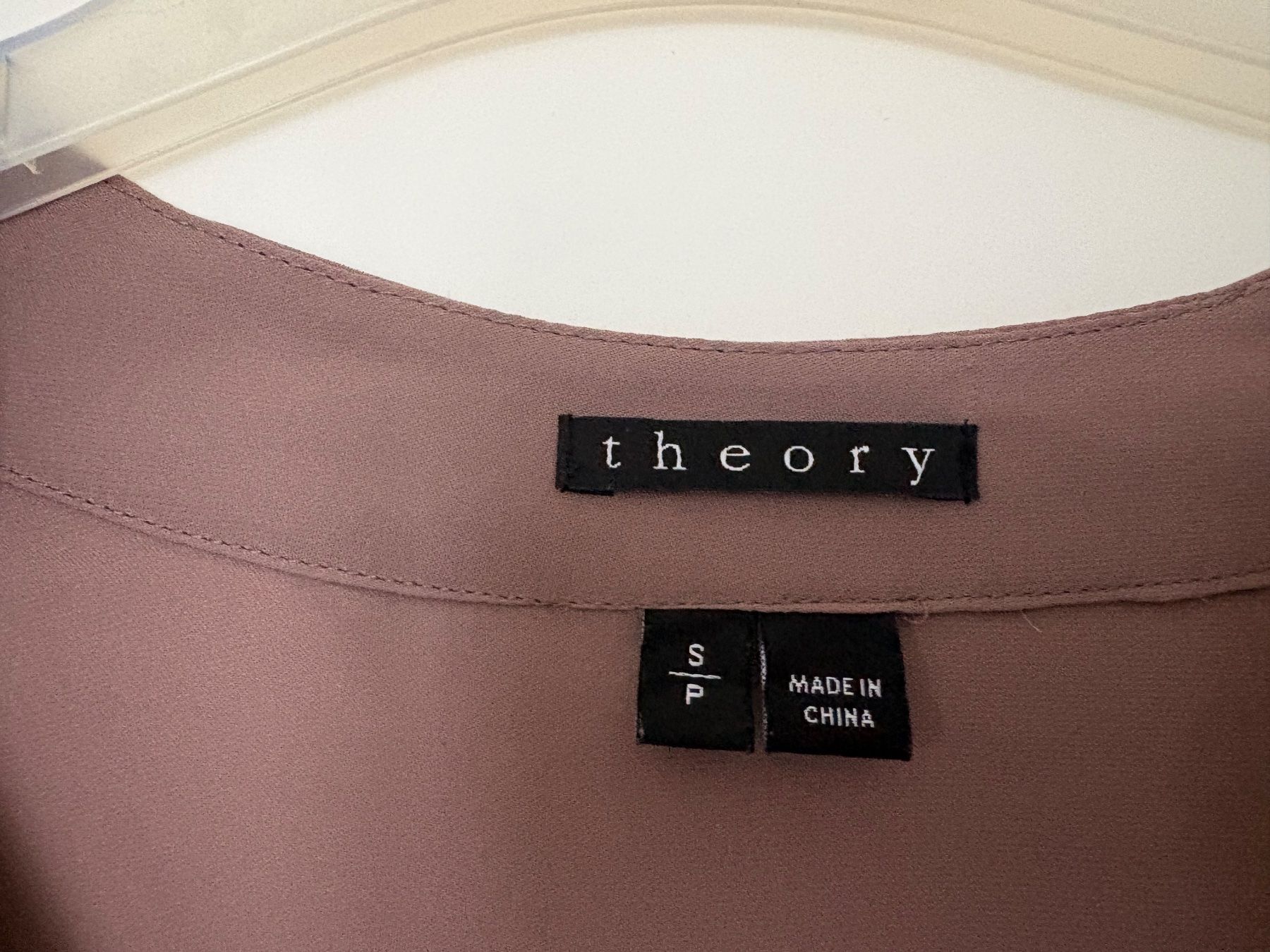 Theory Chemisiers: theory 100% Silk shirt - Size S – D'occasion à Muzzano par Sidney_3 1