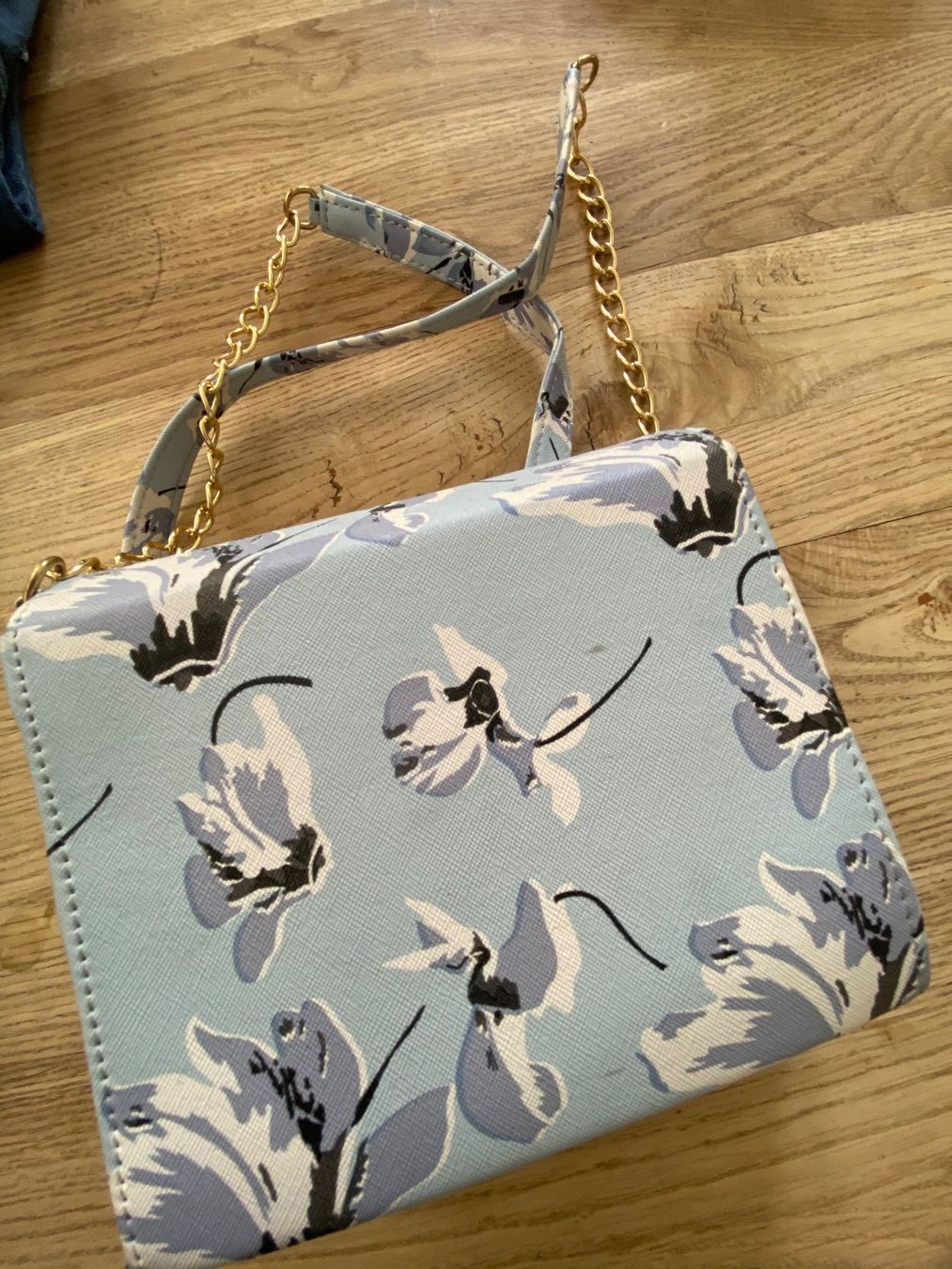 Borse da donna: Handtasche hellblau Hartbox – Nuovo (secondo la descrizione) da Bourguillon venduto da Jemalu 1