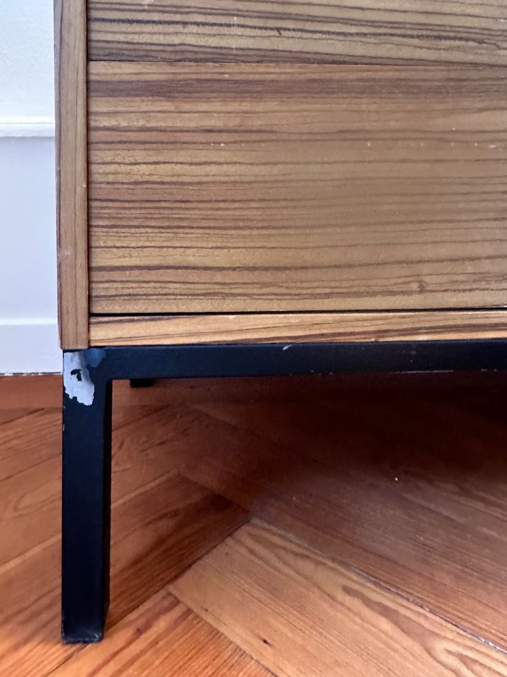 Cassettiere: Commode basse vintage 4 tiroirs – Usato da Lausanne venduto da jul_v9ht 5