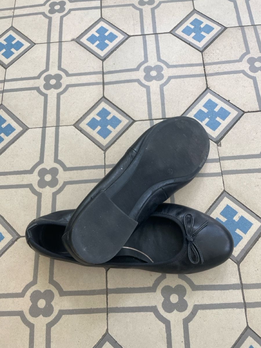 Tamaris Damenschuhe: Tamaris Ballerinas schwarz Leder – Gebraucht aus Bern von a51123m 2
