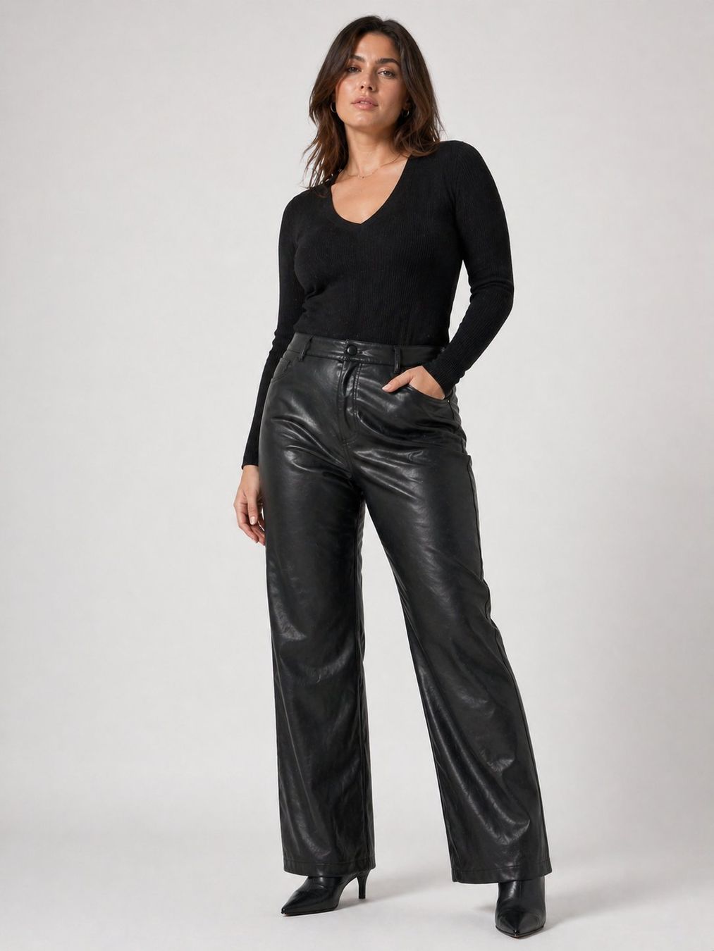 Tally Weijl Pantaloni: Pantaloni neri simil pelle – Usato da Lugano venduto da mic_zcm7 3