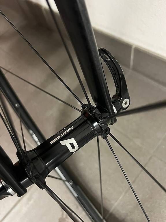 Giant Biciclette: Giant TCR full carbone 56cm – Usato da Versoix venduto da sad_2cl8 8