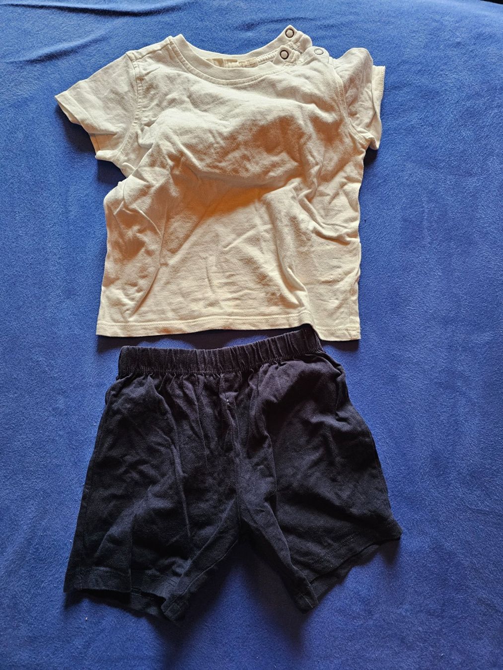 Lotti & Set di vestiti: Kleiderpaket Kinder 86/92 – Usato da Frauenkappelen venduto da Iceman 8