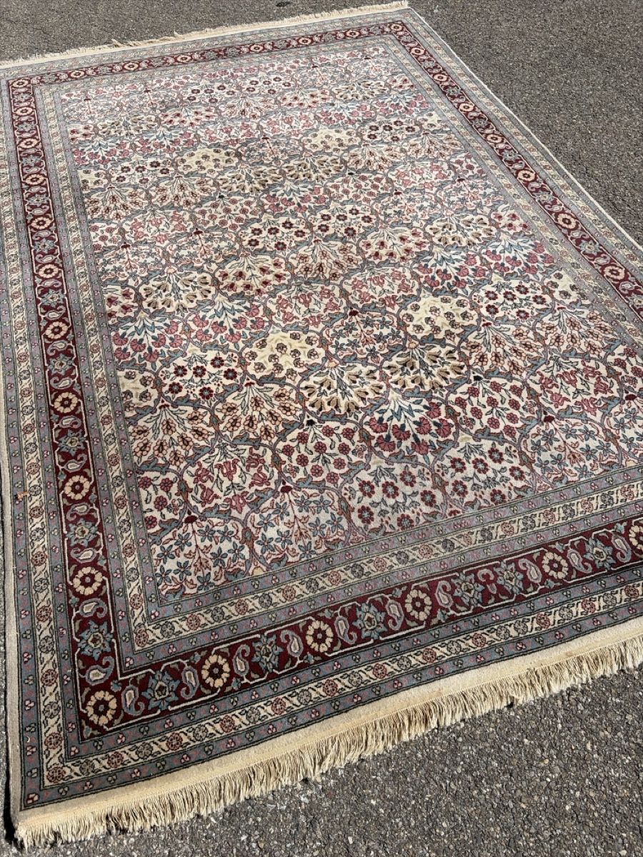 Teppiche: Hereke Teppich – Gebraucht aus Wängi von Tesimo 6