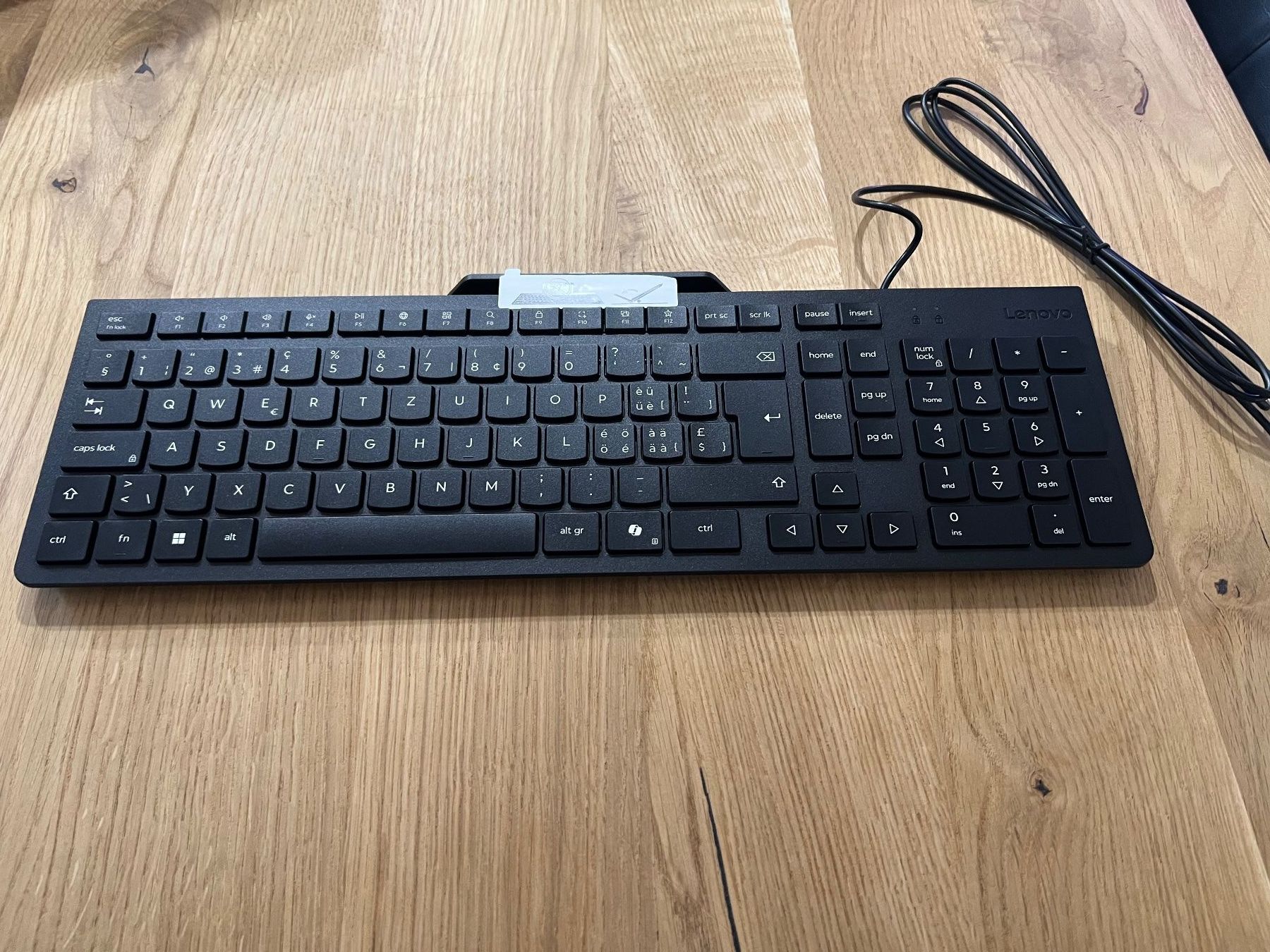 Lenovo Tastiere: USB Tastatur neu – Nuovo (secondo la descrizione) da Goldach venduto da Spil85