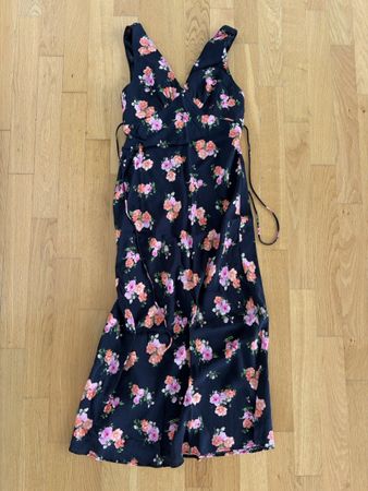 Mango Kleid Blumenmuster schwarz Grösse S guter Zustand