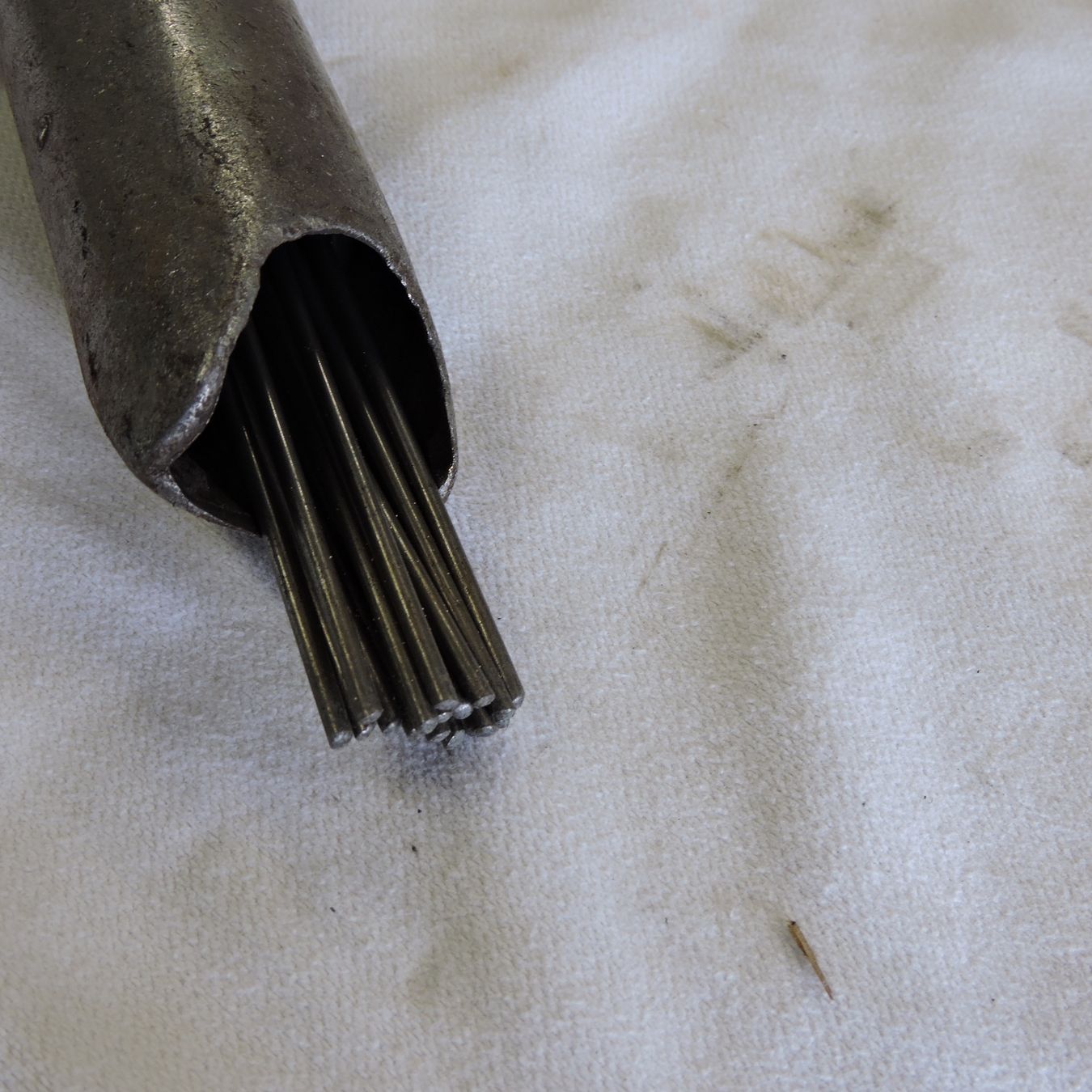 Tutte le macchine: Druckluft Nadelhammer – Usato da Meikirch venduto da rva_q8c7 1