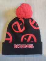 Bonnet Deadpool Marvel noir rouge avec pompon 
