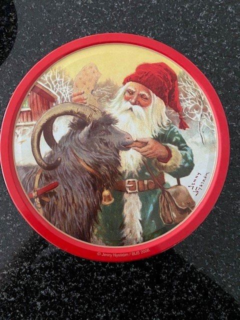 Behälter & Ähnliches: 2 Keksdosen aus Blech – Gebraucht aus Bätterkinden von Albera 2