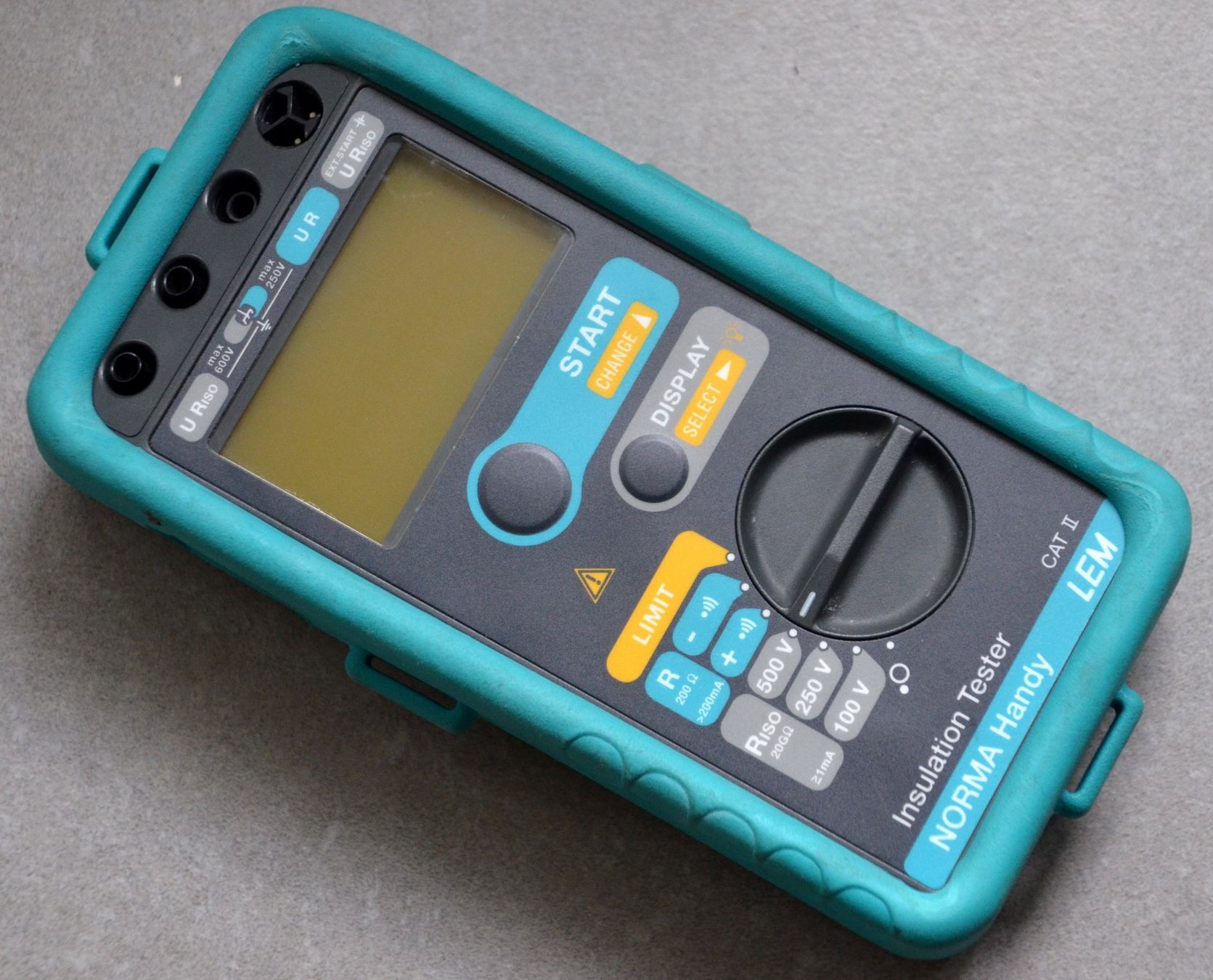 Messen: LEM NORMA Insulation Tester CAT II Testeur d'isolement – Gebraucht aus Collonges von arashee 2
