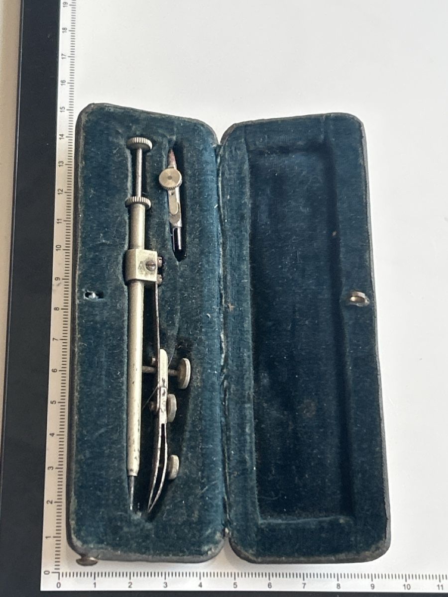 Compas: Zirkel Set mit Etui(S8) – D'occasion à Aarau par bro_9zsg 4