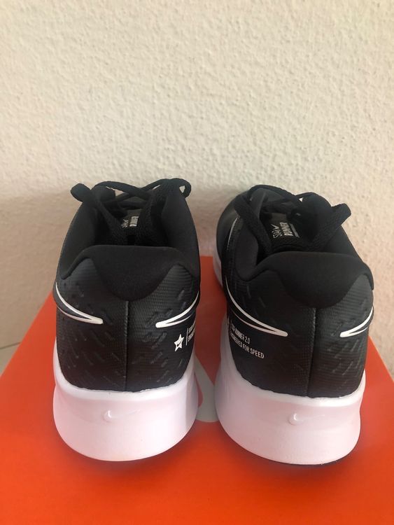 Nike Scarpe da donna: Nike Schuhe Gr 37.5 fabrikneu – Nuovo e nell'imballaggio originale da Zürich venduto da Herbion1 3